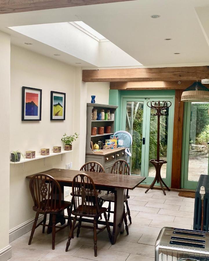 The Dragonfly Bnb, 글라스턴버리 외부 사진