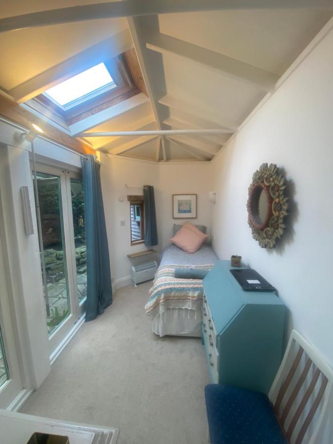 The Dragonfly Bnb, 글라스턴버리 외부 사진
